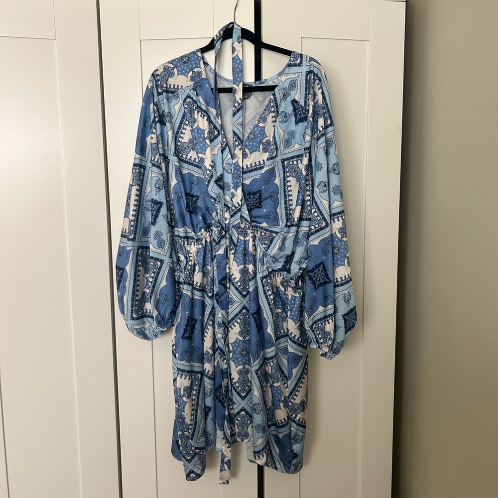 Size 2X (arula size B) blue mosaic dress.